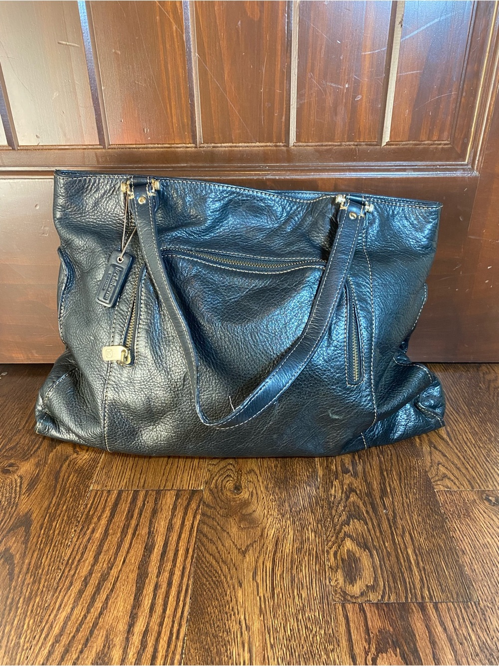 Liz Claiborne Vintage Black Leather Shoulder / Tote Bag - Medium